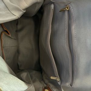 Boutique: Convertible backpack purse like NEW